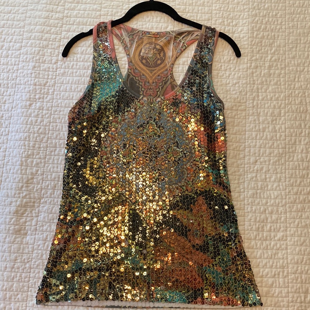 Body central sequin front tank.